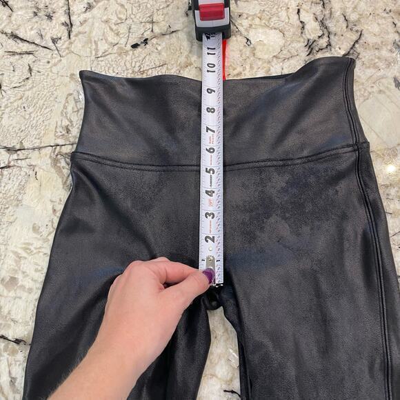 Spanx Faux Leather Leggings Black‎ Size Medium - Picture 7 of 9